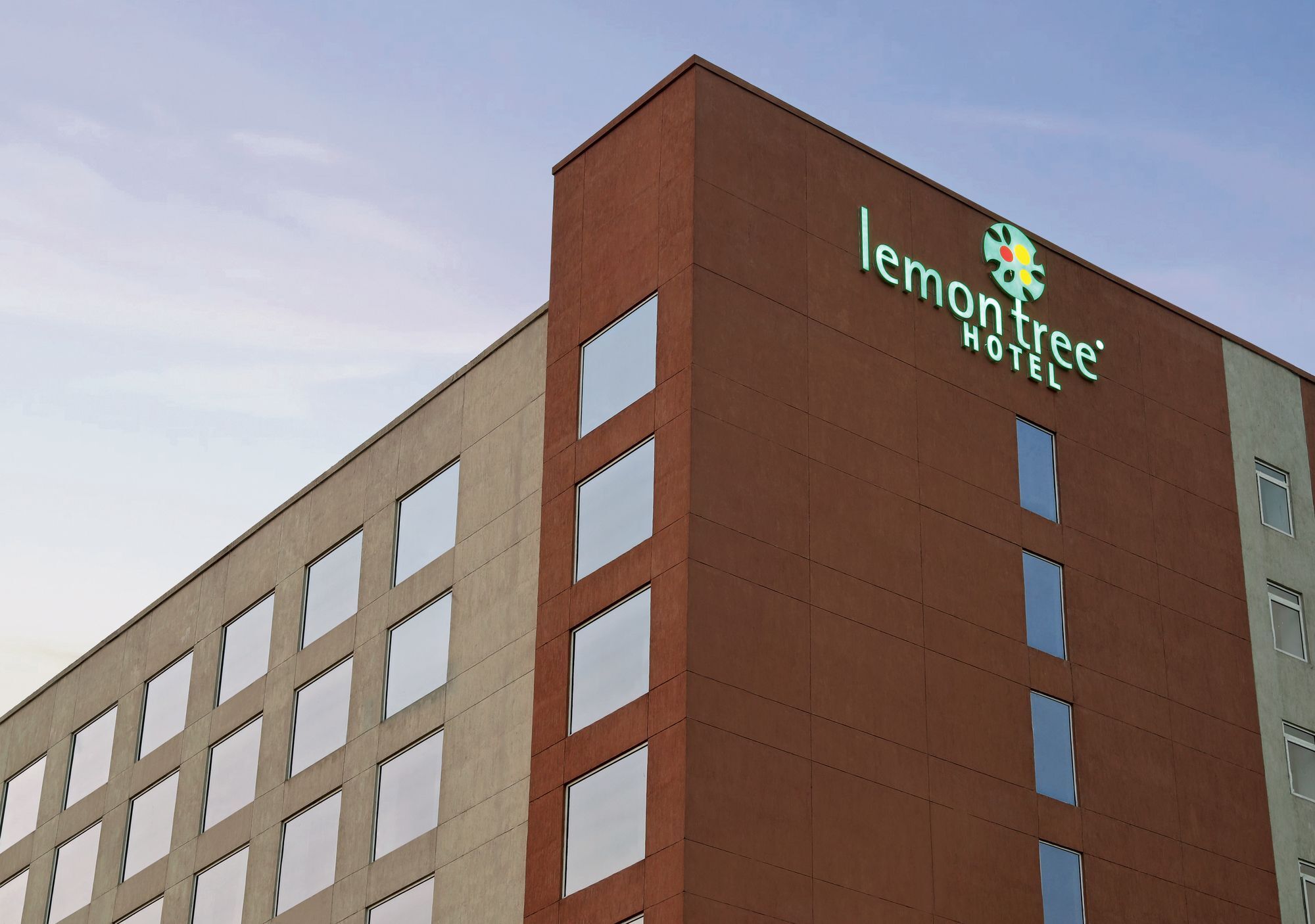 Lemon Tree Hotel Sohna Road Gurgaon Esterno foto
